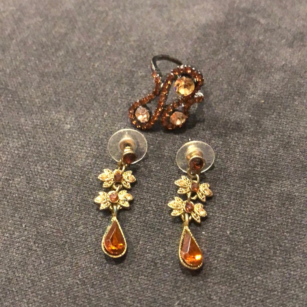 Ring, earring